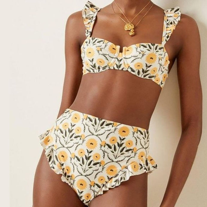 Swimsuit Triangle Micro Bikinis Sexy Low Waist Tight Women's Bandage Thong Underwear Bra Summer Luxury Shorts Bourkini
